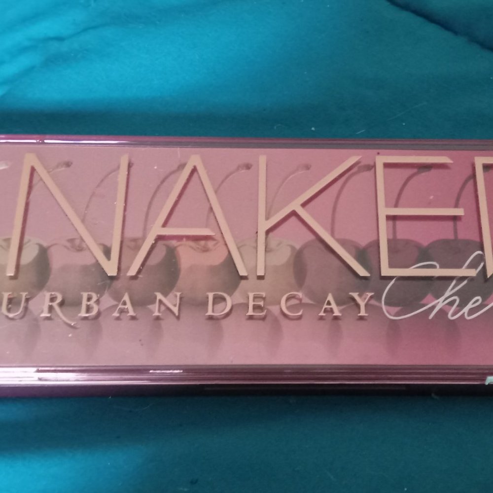 Urban Decay Naked Cherry